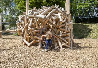 Biberbau der Firma Rudolf Spielplatz, Spielplatzbauer, Spielplatzhersteller, Spielplatzgeräte, Schweiz