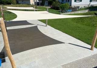 Schattensegel der Firma Rudolf Spielplatz, Spielplatzbauer, Spielplatzhersteller, Spielplatzgeräte, Schweiz