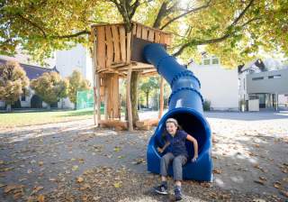 Baumhaus der Firma Rudolf Spielplatz, Spielplatzbauer, Spielplatzhersteller, Spielplatzgeräte, Schweiz