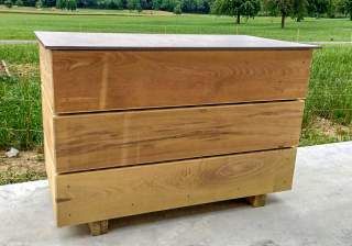 Spielgerätekiste der Firma Rudolf Spielplatz, Spielplatzbauer, Spielplatzhersteller, Spielplatzgeräte, Schweiz